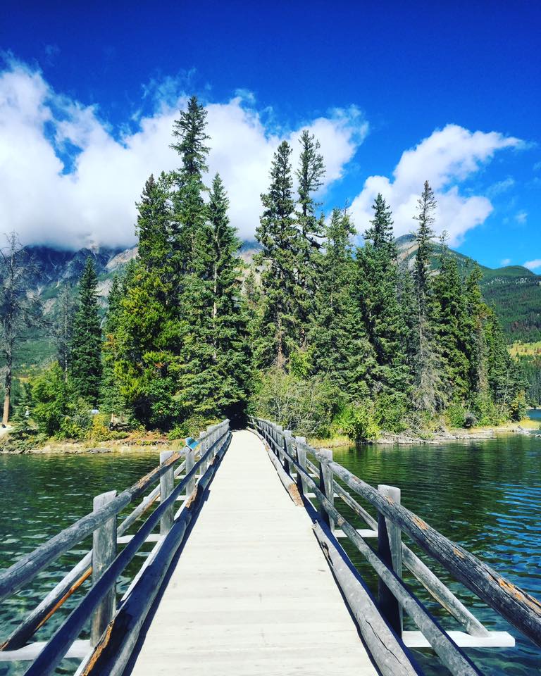 pyramid-lake